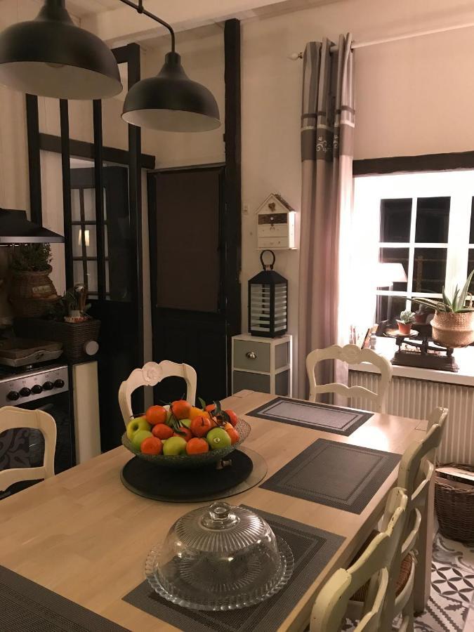 L'Atelier De Jocelyne Appartement Beuzeville Buitenkant foto